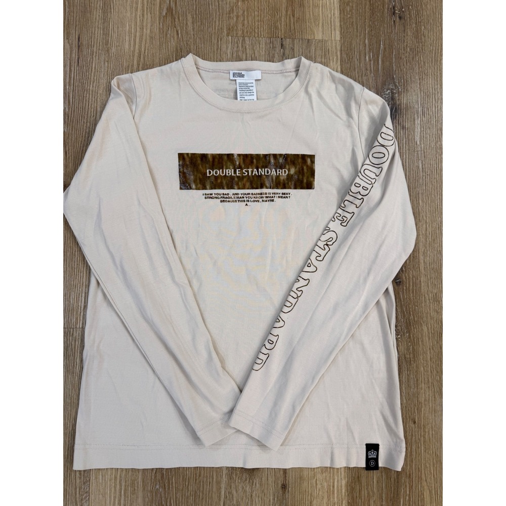 Double Standard Clothing Long Sleeve Tee Womens M Cream Graphic Made‎ in Japan